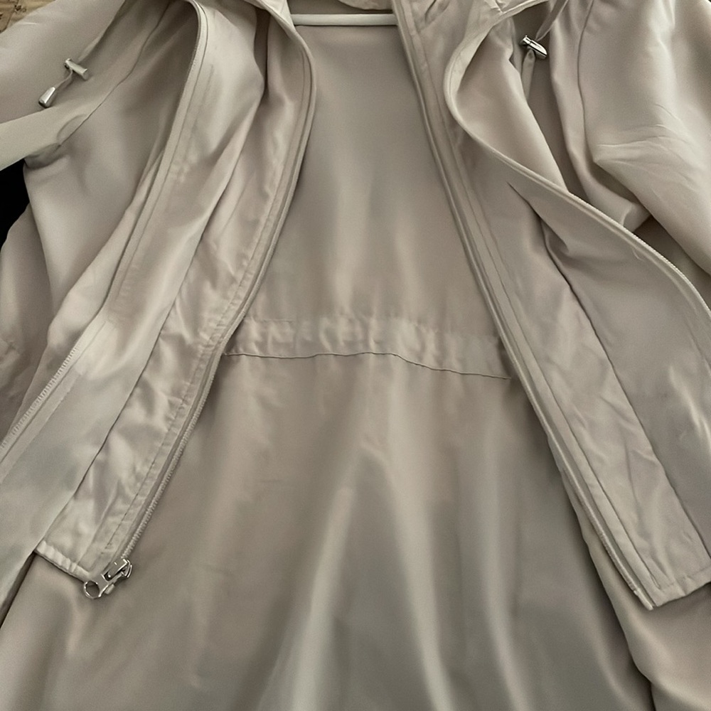 Jones New York nylon rain jacket with hood - Picture 6 of 6